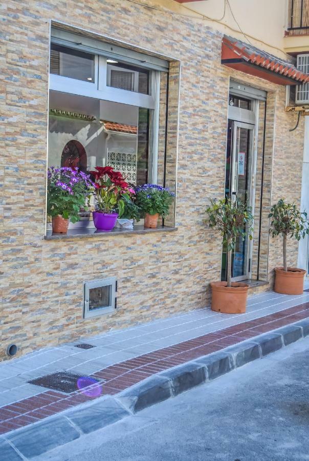 Appartamento Stor Vaning I Caleta Hamn Torre Del Mar Esterno foto