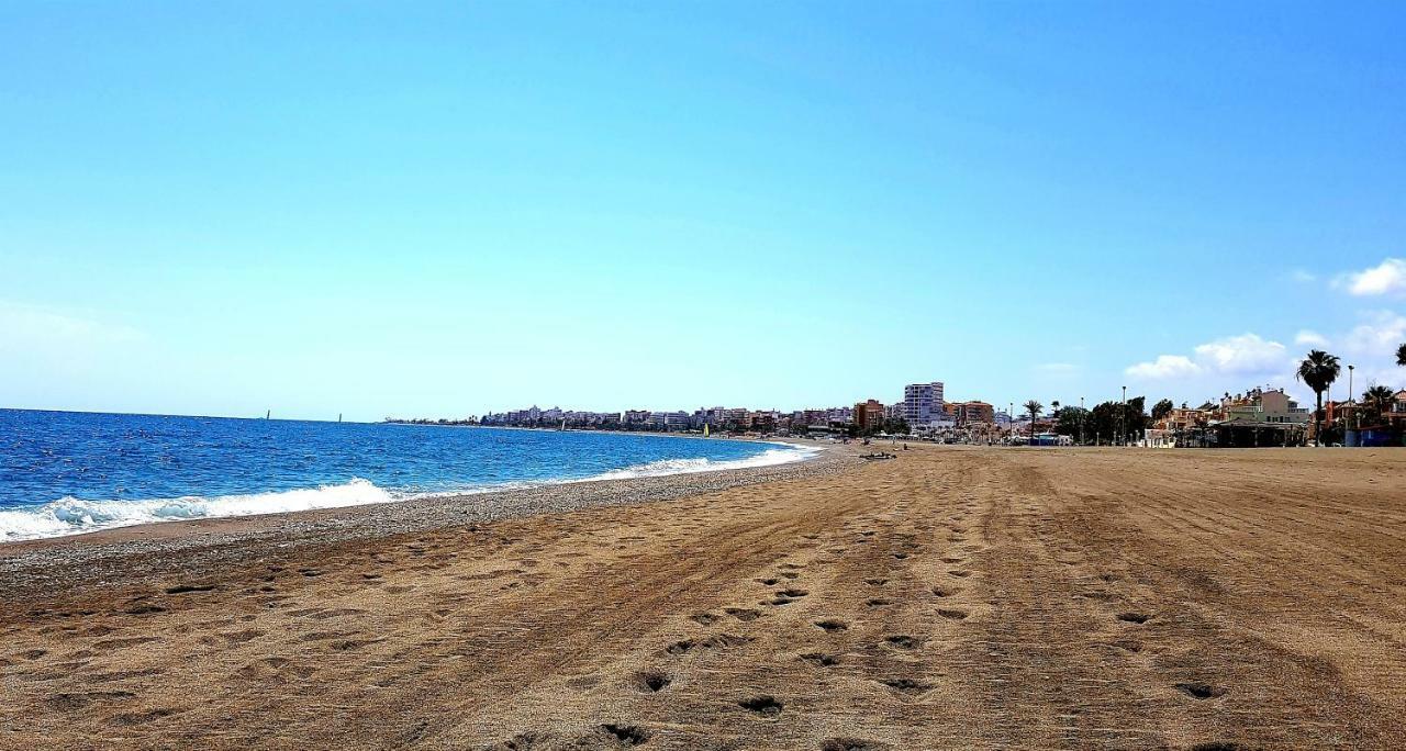 Appartamento Stor Vaning I Caleta Hamn Torre Del Mar Esterno foto